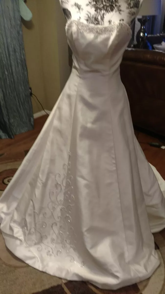 Alfred sung wedding dress cheap