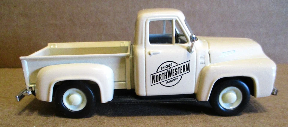 Chicago North Western Railway K-Line Kruisers 1953 Ford F100 Truck 1:43 Toy RR - Image 4 of 4