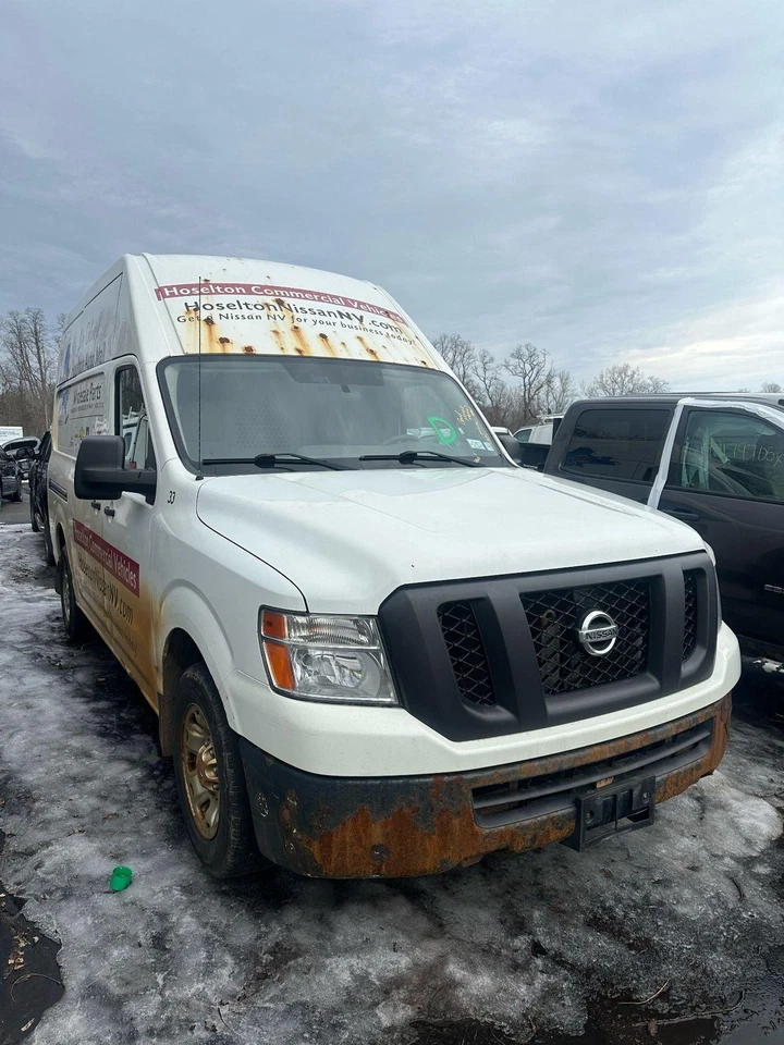 12 13 14 15 16 17 18 19 20 NISSAN NV 2500 Engine Assembly/motor Foto 2 de 4