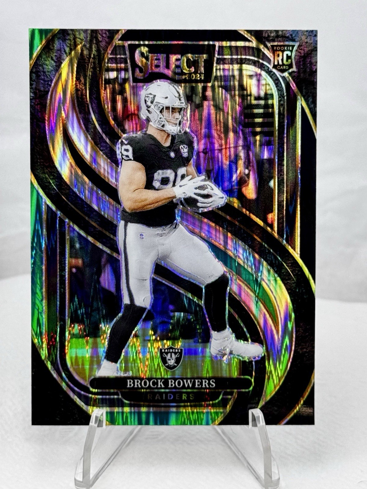 2024 Panini Select Brock Bowers Green and Black Shock Prizm Premier Level #118