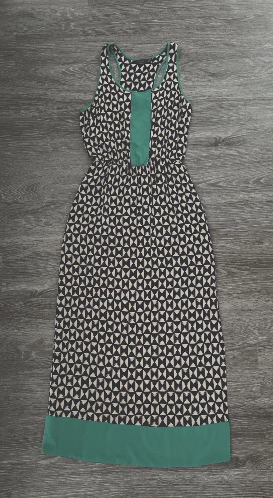 Maxi Vestido THML Sin Mangas Para Mujer SP Crema Negro Estampado Geométrico Borde Verde