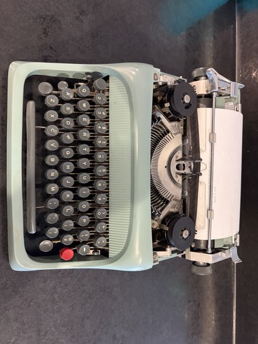 Olivetti Studio 44 — eBay listing photo