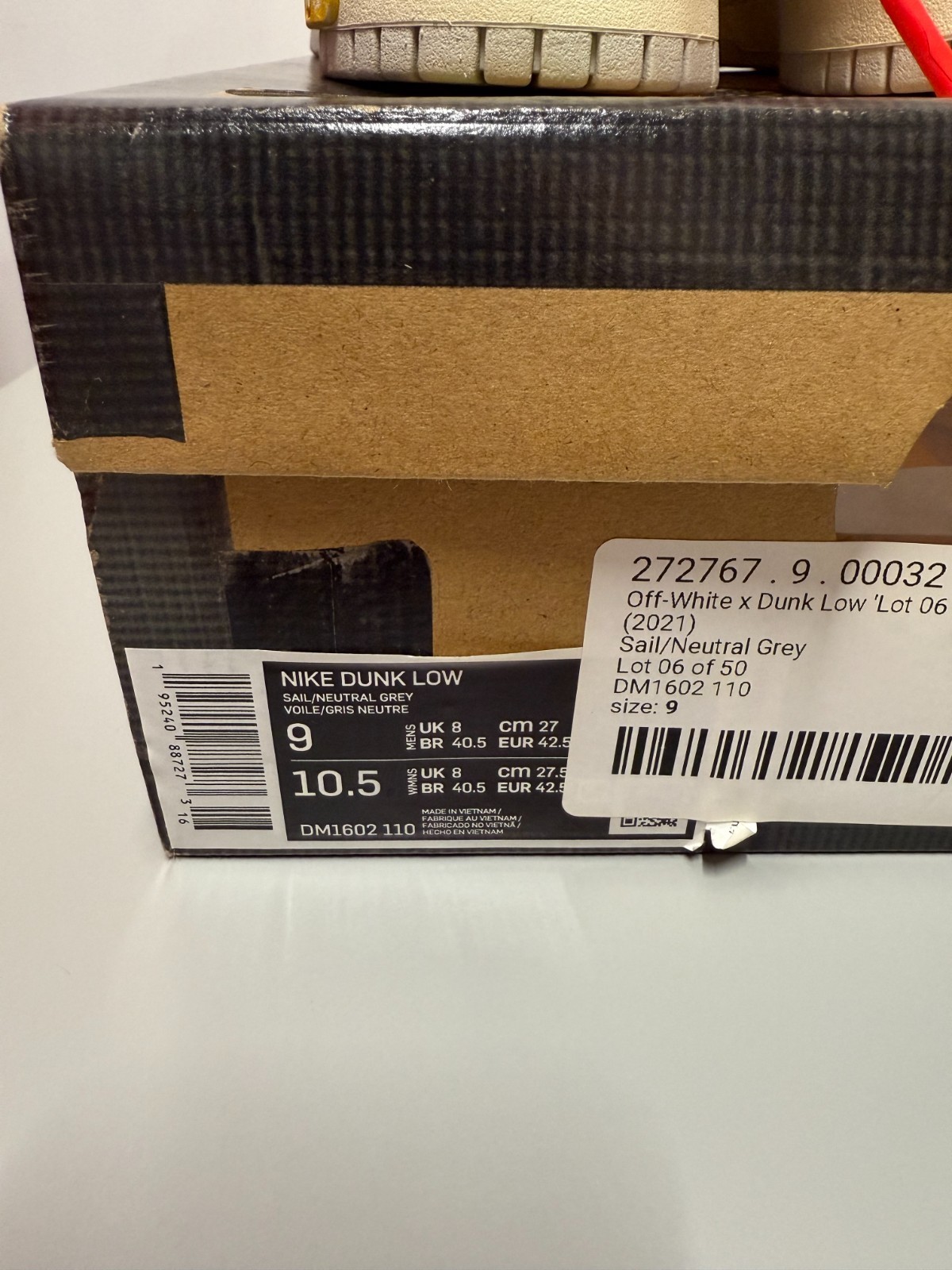 OFF WHITE X NIKE Taglia 9 Nike Off White x Dunk Low Lotto 06 di 50
