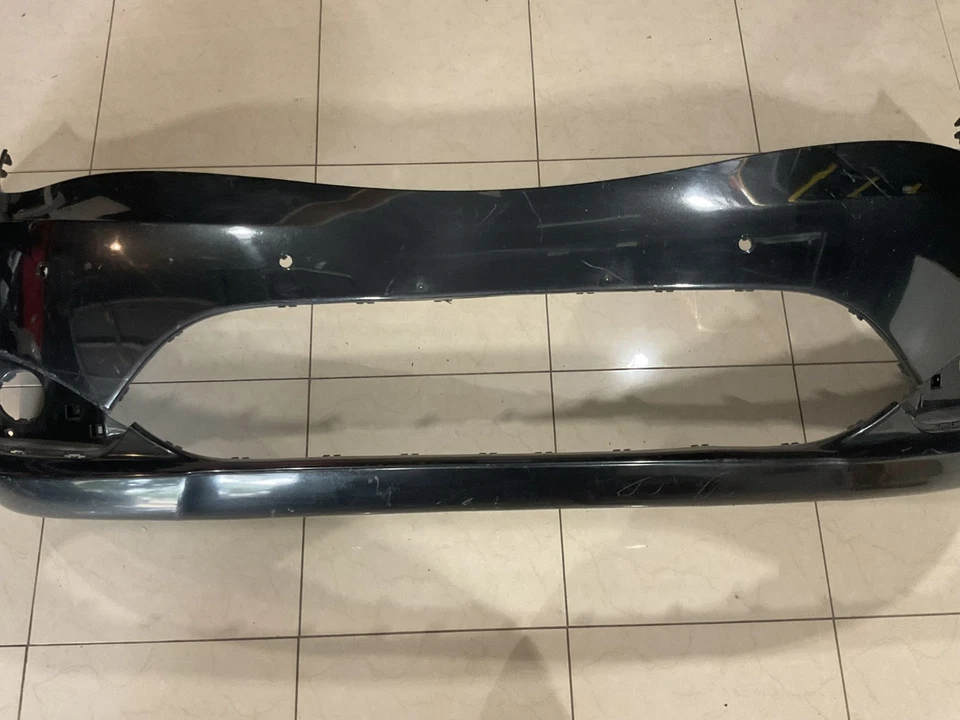 Cubierta de parachoques delantero negra Chrysler Pacifica Minivan 2017-2020 5RN68TRMA OEM Foto 3 de 4