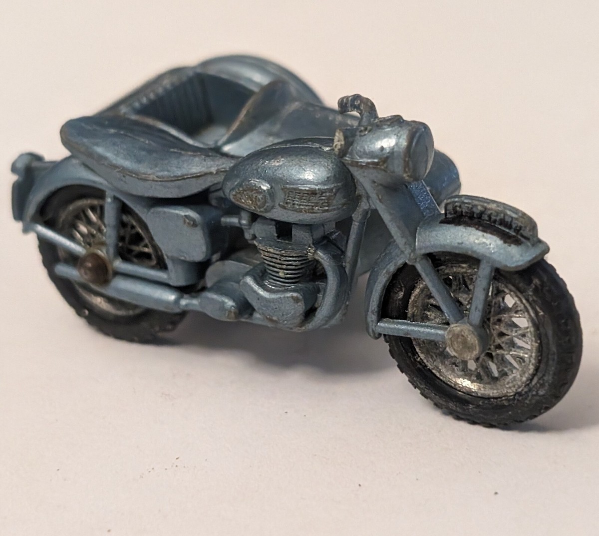 Miniature Lesney N°4 - Moto Side-car Triumph T110 - Métal Bleu - Ancienne - 5,5 Cm