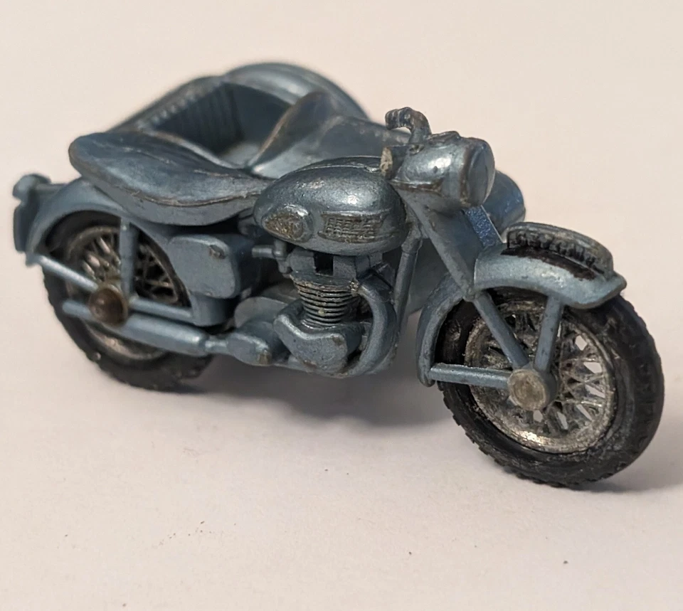 复古 Lesney Triumph T110 号 4 摩托车带 Sidecar - 英国 - 车把破损 — 第 2/4 张图片