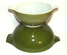 Vintage PYREX Verde Cinderella Mixing Bowl Set  444 (4 qt) & 443 (2 1/2 qt)
