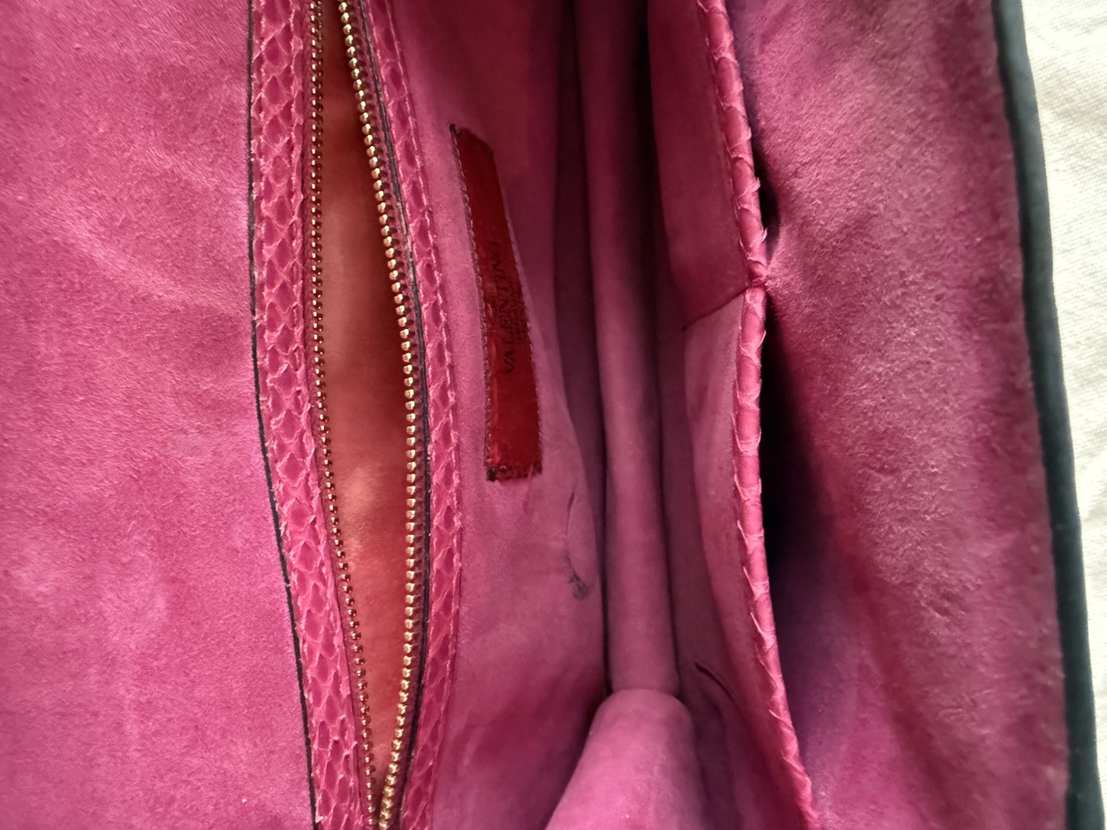 Authentic Valentino Garavani Glam Lock Python Rockstud Chain Bag Pink RRP £4,000 image 3
