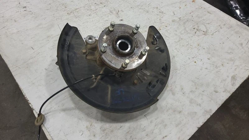 2015-2019 Subaru Legacy Driver Left Front Spindle Knuckle Assembly OEM — 第 4/4 张图片