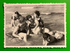 0810/Black & White Photo Body Women Beach Holiday Swimsuit Bikini 10x7.1cm