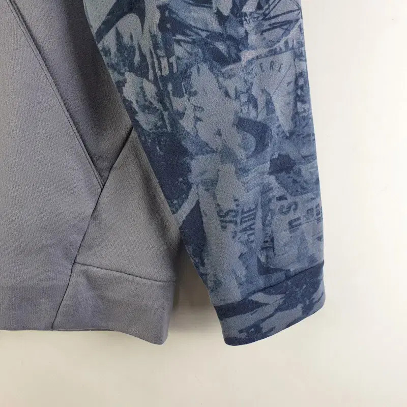 Nike Men's Swoosh Color Block Hoodie - Size L thumbnail 5