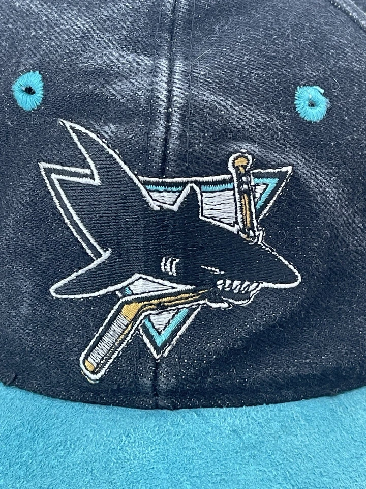 De colección Años 90 San Jose Sharks Universal Gamuza NHL Snapback Sombrero Verde azulado Negro RARO Foto 2 de 4