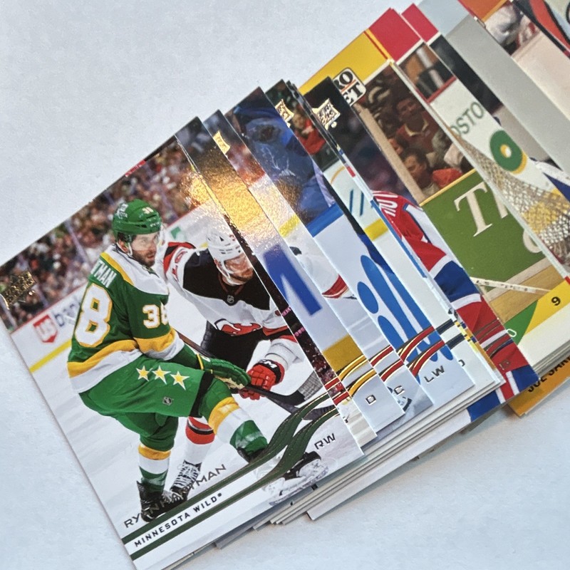 Upper Deck NHL 2021-22 and 1990 pro set Hockey Card Lot 200 cards 