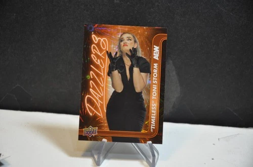 2025 Upper Deck aew wrestling card Dazzlers Orange # DZ-47 “Timeless” Toni Storm