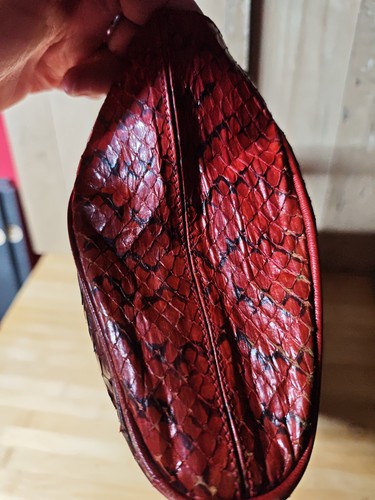 Bolso de mujer vintage años 70 de piel auténtica de serpiente rojo - Imagen 17 de 21