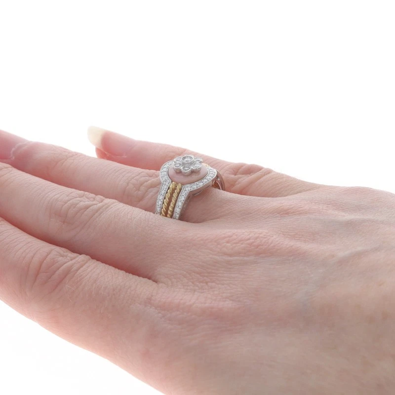 Anillo con racimo de flores de coral y diamantes de oro blanco - Cuerda Milgrain de 18 k 0,55 ctw Foto 4 de 4