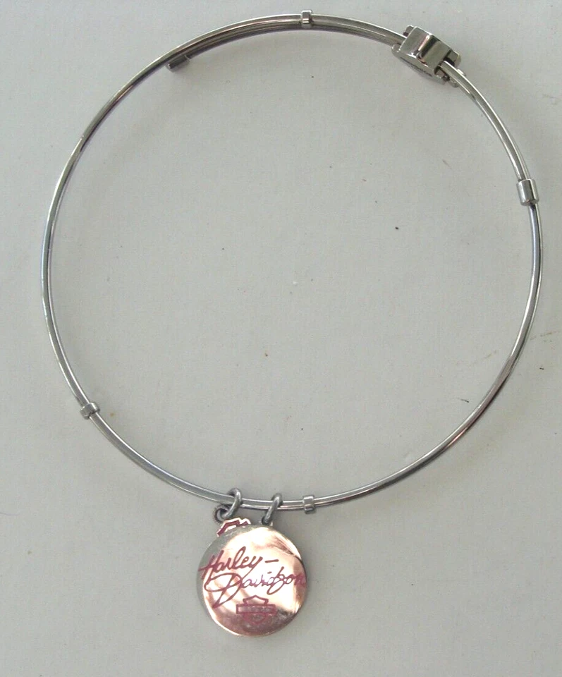 NUEVO Brazalete Brazalete Harley-Davidson Mujer RWB con Dije 7.5" No One Rides Alone Foto 2 de 4