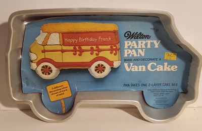 WILTON BIRTHDAY PARTY VAN TRUCK SHAPE ALUMINUM METAL CAKE BAKING PAN 1979