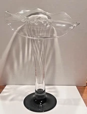 Murano glass Calla vase designed by Carlo Moretti and signed on the side
