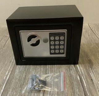 DayPlus Elektronik Tresor mit Zahlenschloss Safe 23 x 17 x 17cm Schwarz (L7 B