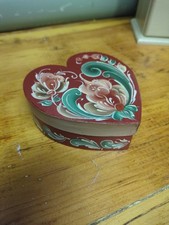 Hand-Painted Benchwood Heart-shaped Box Norwegian Rosemaling Telemark Style