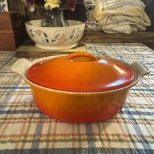 Le Creuset no 22 cast iron Volcanic Orange Oval Casserole With Lid 