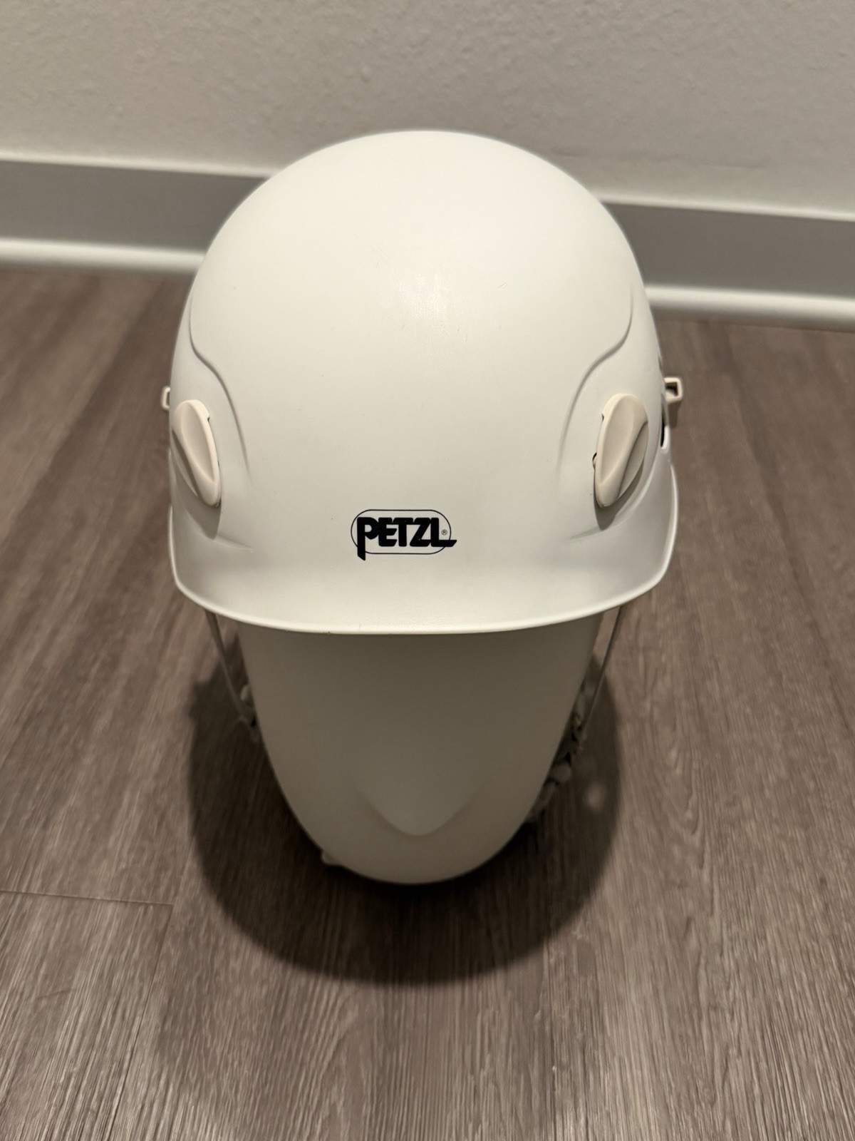 Casco de escalada en roca para mujer Petzl Elia - talla 20,4-22,8 52-58 cm