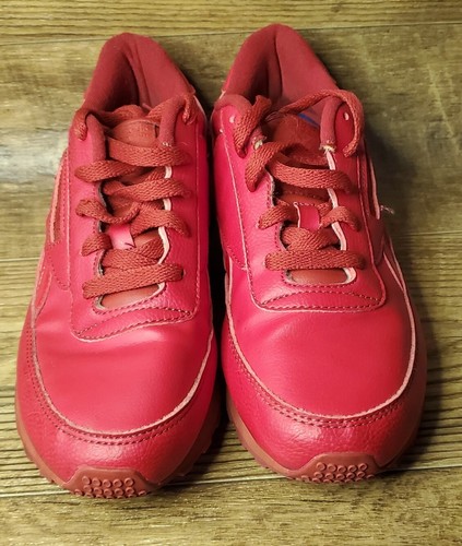 🟥 Reebok Classic Renaissance Solid Red Walking/Running Shoes Womens Size 6 - Picture 4 of 7
