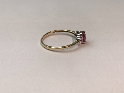 Synthetic Ruby and Diamond Ring 9ct Gold Ruby and Diamond Trilogy Ring - Size P - Picture 8 of 13