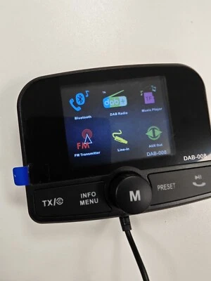 Auto DAB/DAB+ Radio Adapter & Bluetooth UKW Transmitter | LCD und USB Ladeanschluss - Bild 1 von 4