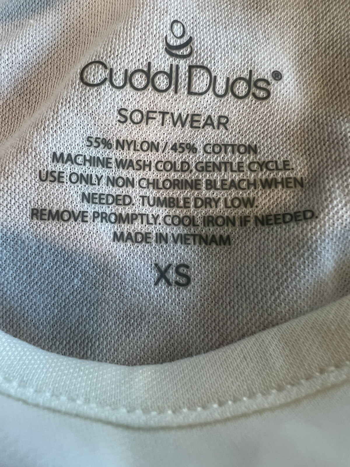 Cuddl Duds Womens Size XS Wicking Long Sleeve Crew Neck Top in White eBay