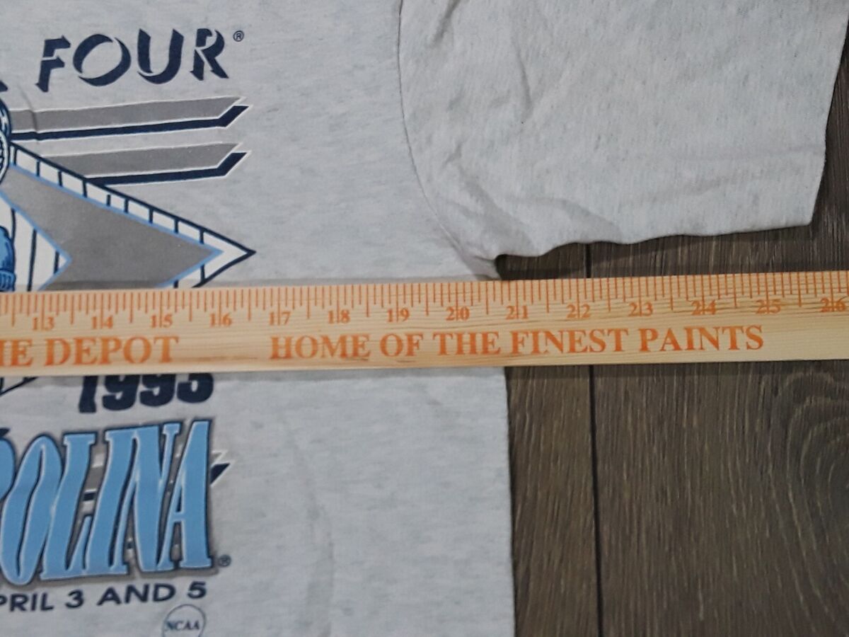 Vintage NCAA Final Four 1993 North Carolina Single Stitch T Vintage NCAA Final Four 1993 North Carolina Single Stitch T