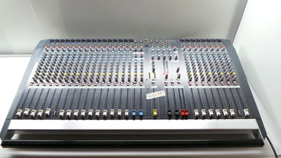 Allen & Heath PA28 28 Channel Live & Studio Mixer - Working -Missing 2 Knobs