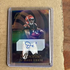 2021 Panini Zenith Rookies Ja'Marr Chase #62 Autographs /30 (AU, RC)