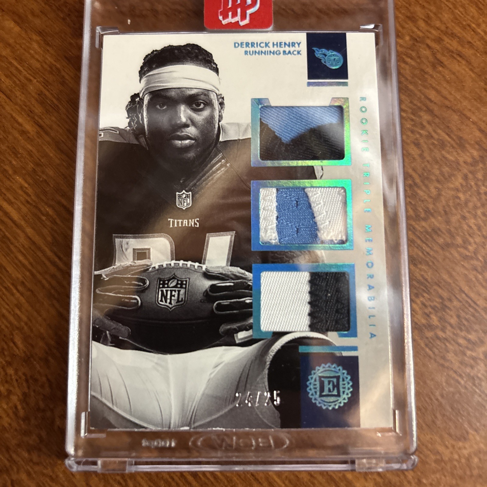 Derrick Henry #25 RC 2016 Encased Rookie Triple Memorabilia /25 Rookie