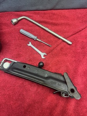 2007-2013 Mini Cooper Emergency Spare Tire Jack & Tool PARTIAL Kit