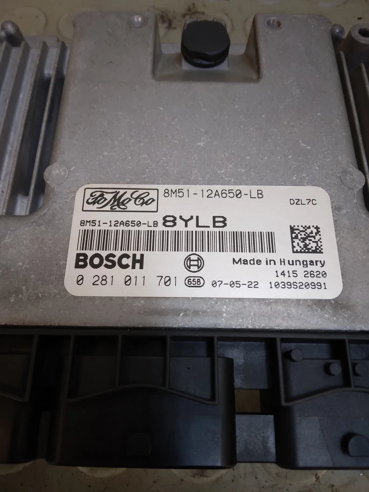 20982 Centralina motore Ford Focus C-Max 1.6 d I serie dal 2003 al 2010 cod 8m51 - Immagine 2 di 3