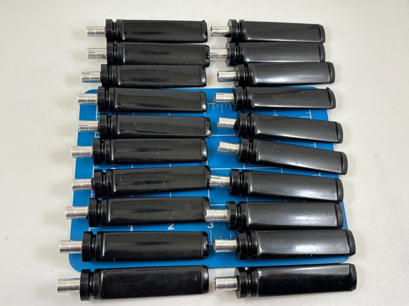 Judd's Lot of 20 Never Used Pipe Stems w/6mm Tenons