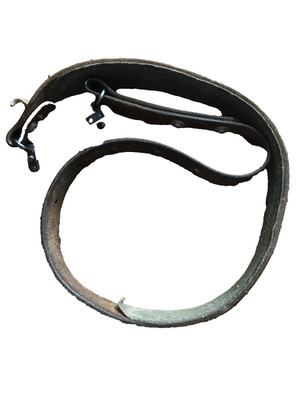 Leather Archery Item-New(Dispaly Model From Retail Srore)-SHIPS N 24 HOURS
