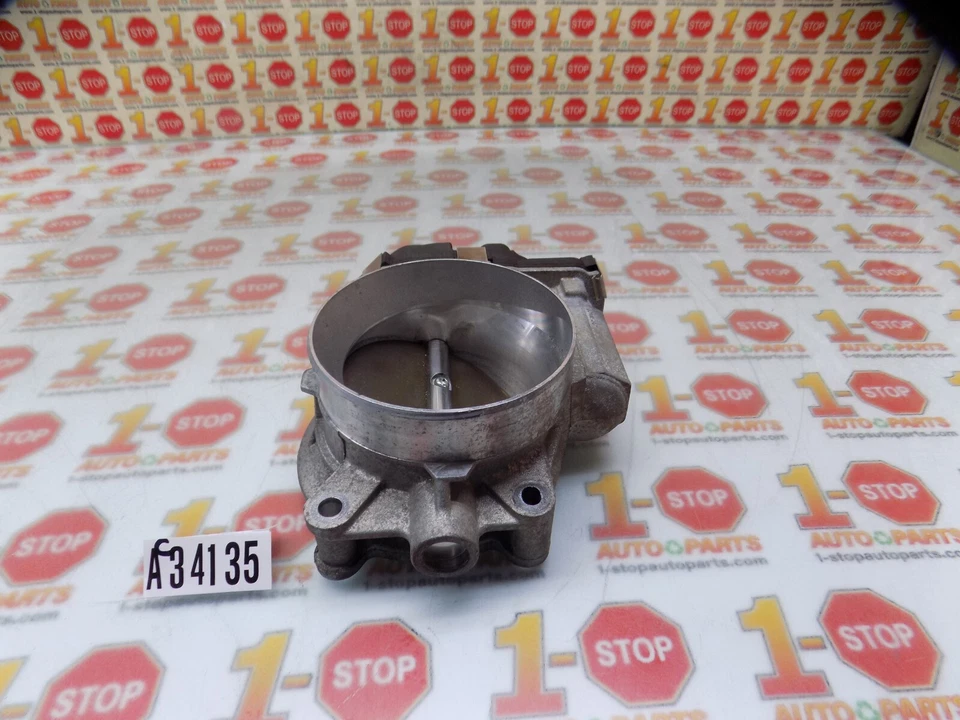 2009-2014 GMC YUKON THROTTLE BODY 12629992 OEM Foto 2 de 4