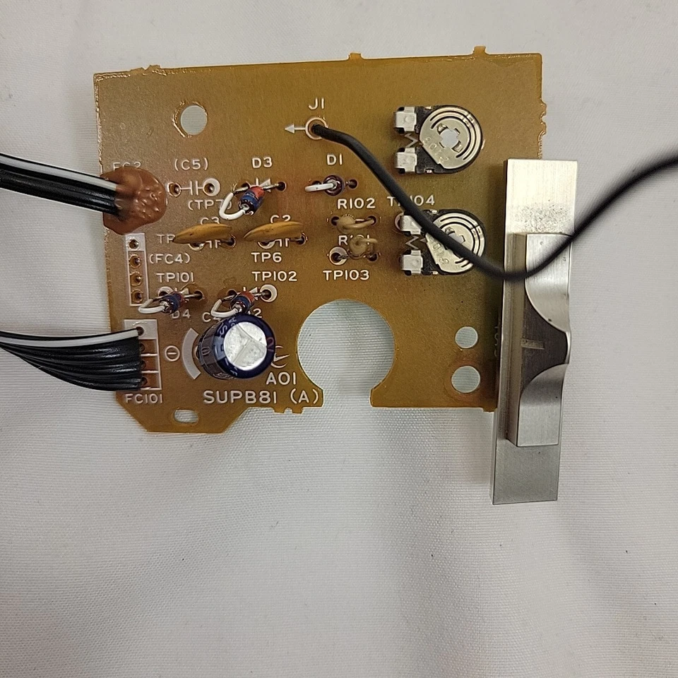 Tocadiscos Technics SL-B270 Piezas: Motor Power Jack Placas Interruptor Piezas Lote Como Está Foto 4 de 4