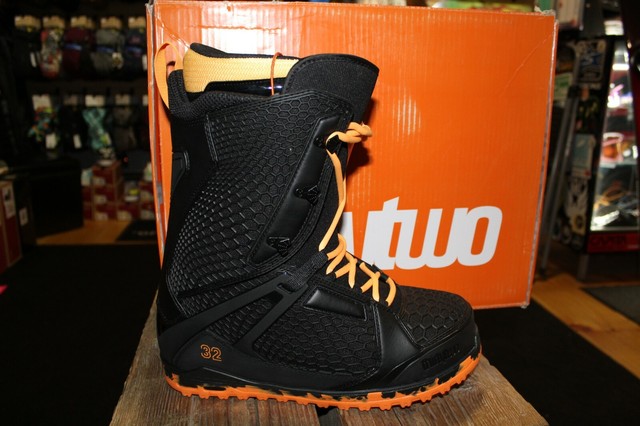 thirty two tm2 double boa