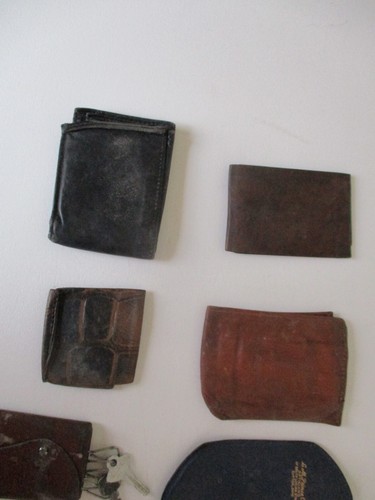 Lot of 11 Old * LEATHER Wallets Pouches Coin Purses Keys Spectacle Eyeglass VTG - Picture 6 of 6