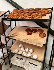 Mobile slanted shelving display unit trolley cafe restaurant coffee shop pub 