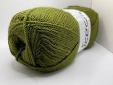 Dark Army Green Favorite Worsted Yarn 23739 Ice Yarns Acrylic 100gr 229yds