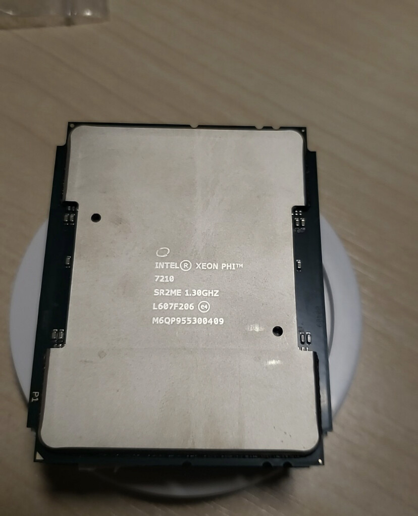 Intel Xeon Phi 7210 CPU Server Processors 215 W LGA3647 64