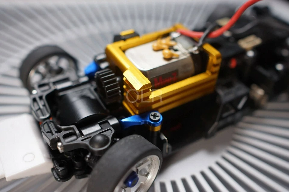 OLR Aluminum 6061 motor housing for Mini-Z Kyosho MA-030 (Red) - Image 4 of 4