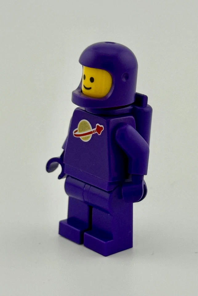 LEGO Clásico Púrpura Astronauta Minifigura Casco Tanque de Aire NUEVO 100% Auténtico Foto 2 de 4