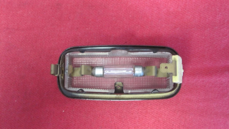 Nuevo de Lote Antiguo Porsche 356 B-SC 911 930 HELLA Luz Interior Carcasa Negra NUEVO 901-63210128 Foto 3 de 4