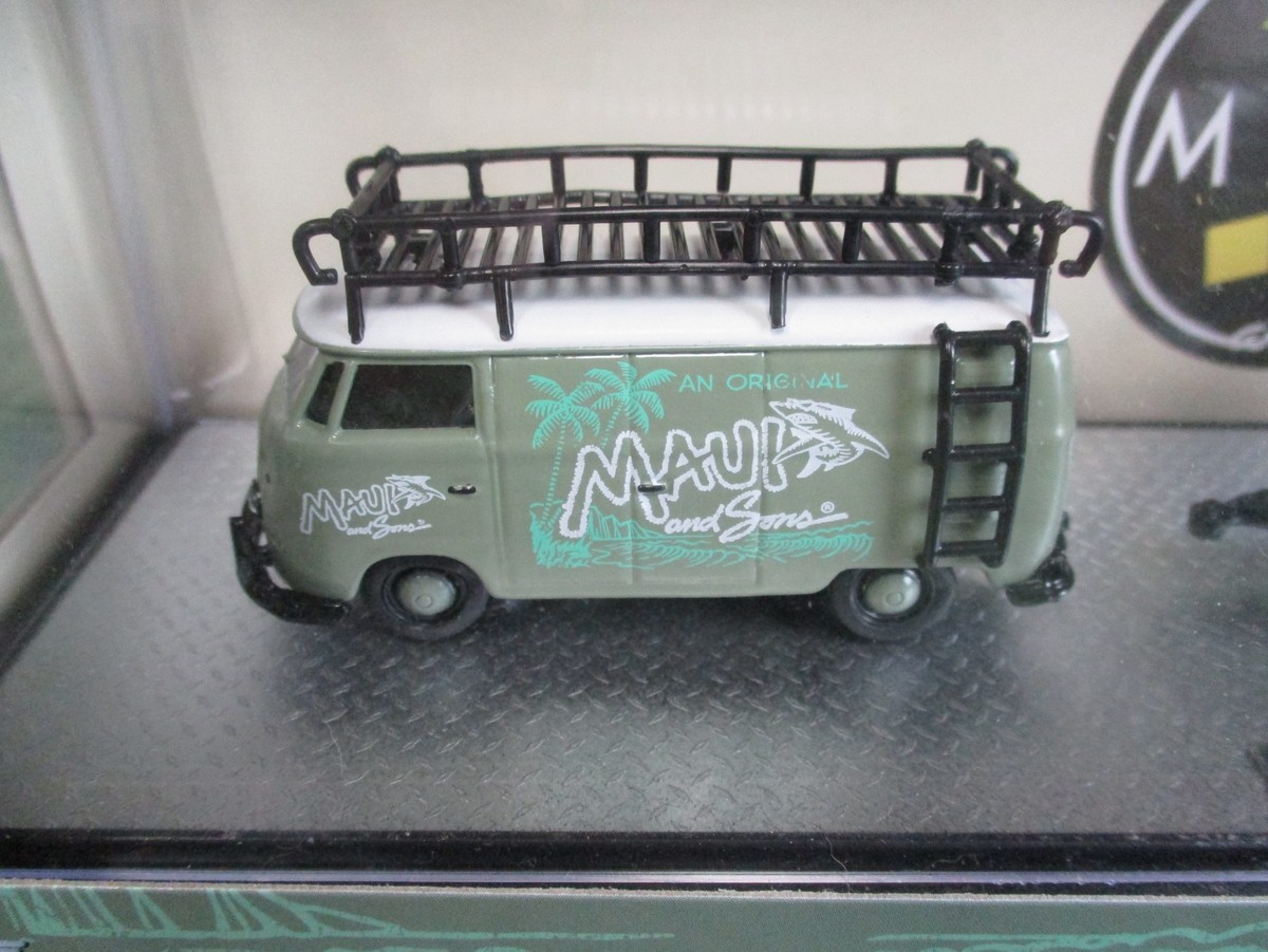 M2マシーン 1960 フォルクスワーゲン・デリバリーバン マウイ M2 Machines Maui and Sons 1960 VW Delivery Van & 1953 VW Beetle